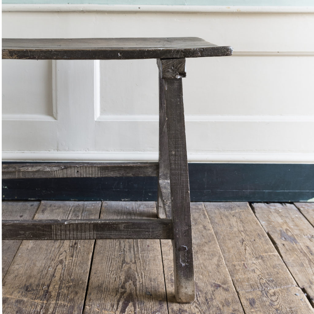 Spanish walnut tavern table,-122231