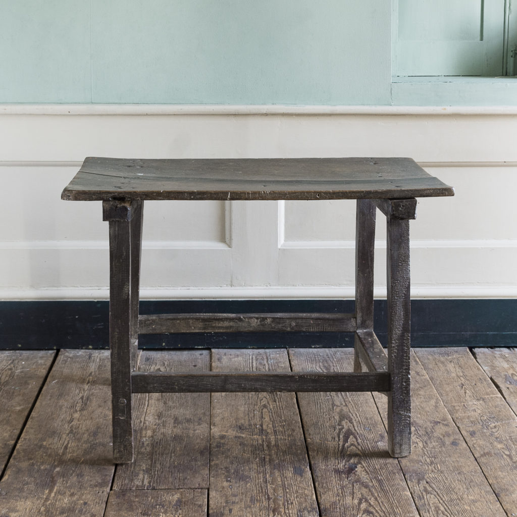 Spanish walnut tavern table,-122239