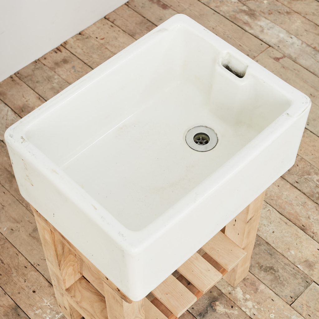 Reclaimed Belfast sink,-122910