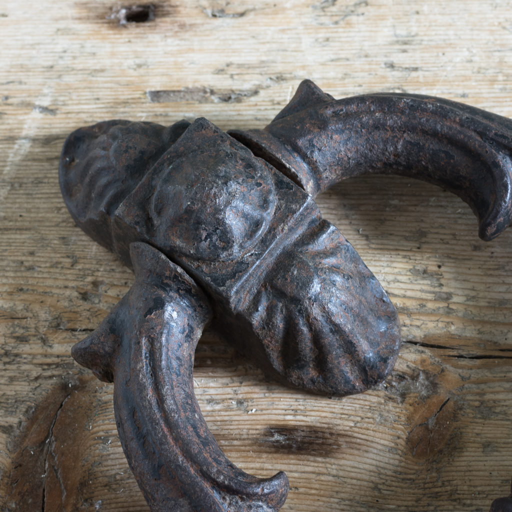 Substantial eary-nineteenth century cast iron door knocker,-122490