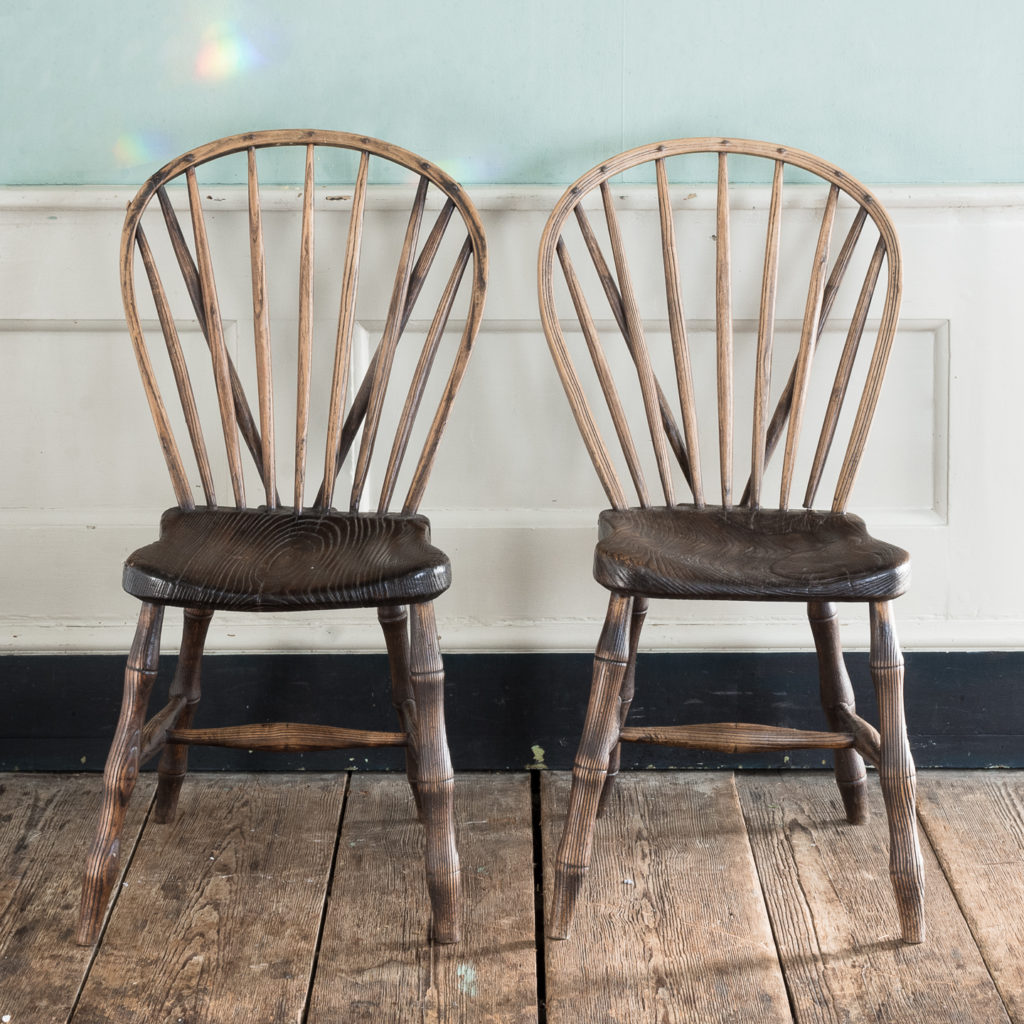 Pair of early nineteenth century Windsor side chairs, -122536