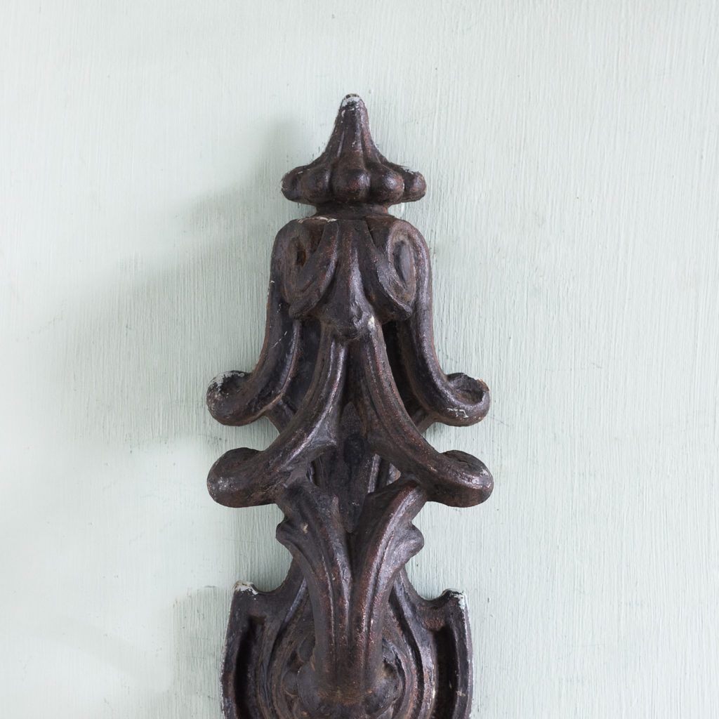 Cast iron door knocker