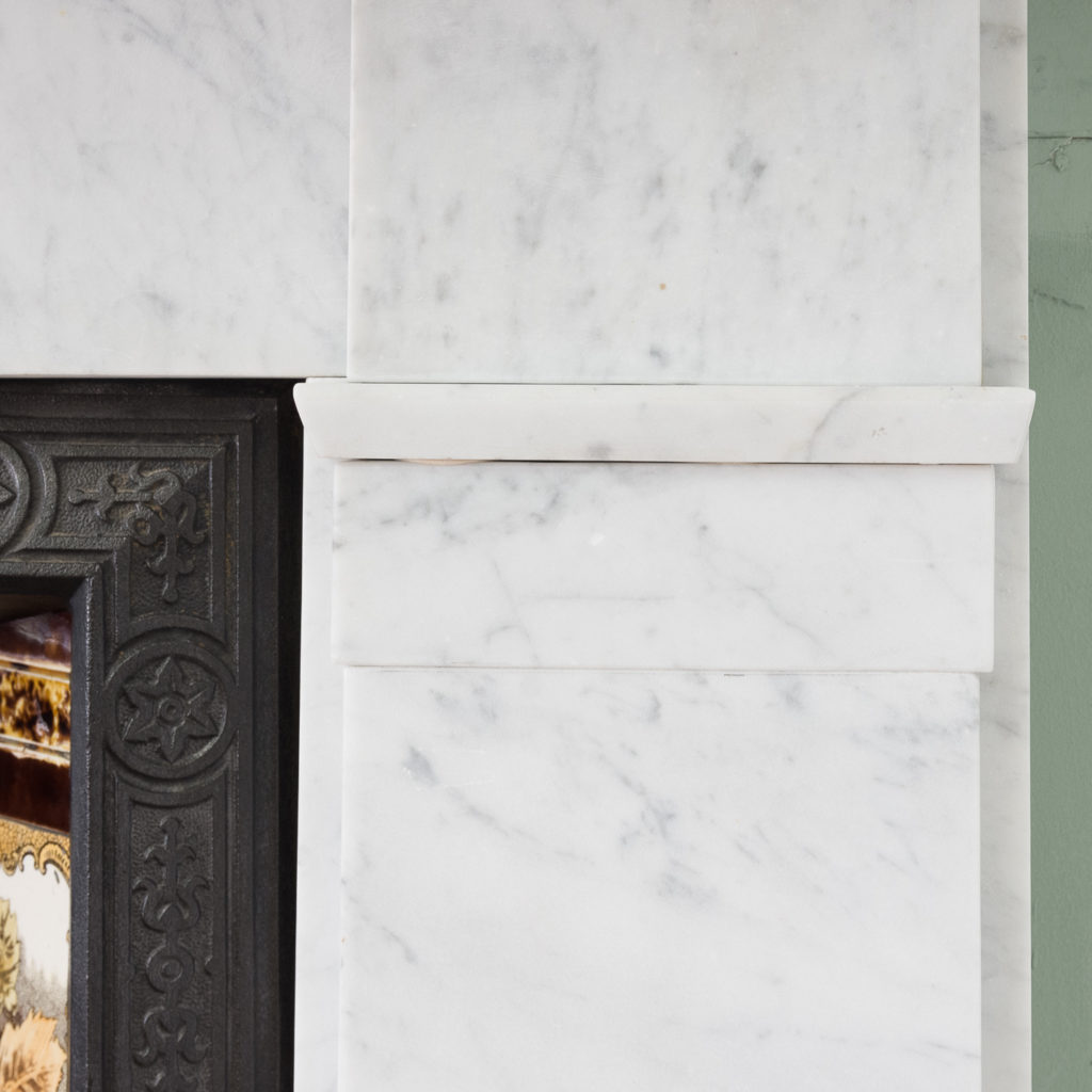 Late Victorian Carrara marble chimneypiece and cast iron insert,-124168