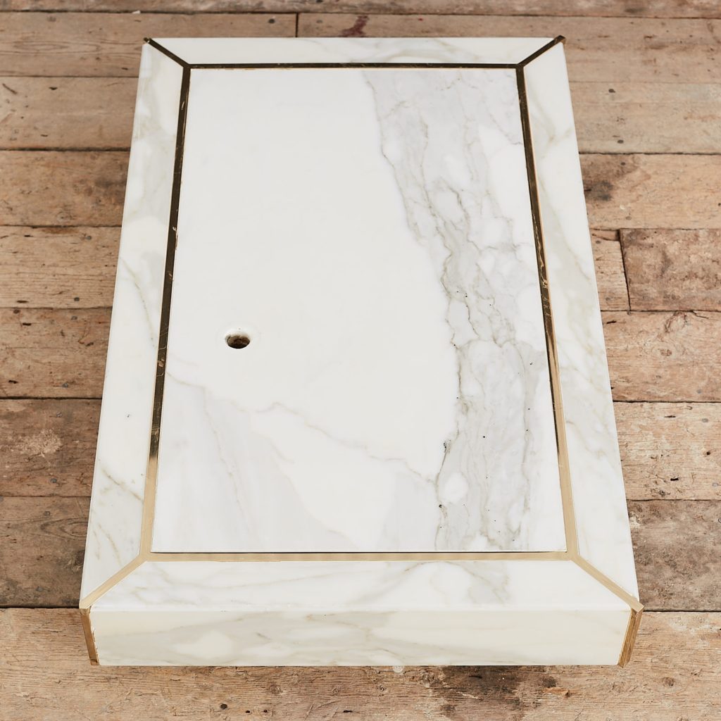 Marble mannequin plinth with brass inlay, -125022