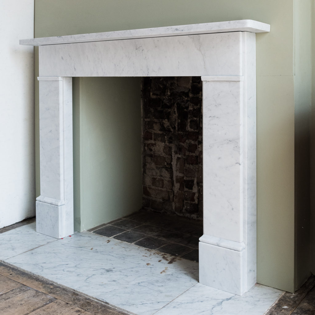 Victorian style Carrara marble flat-front chimneypiece,