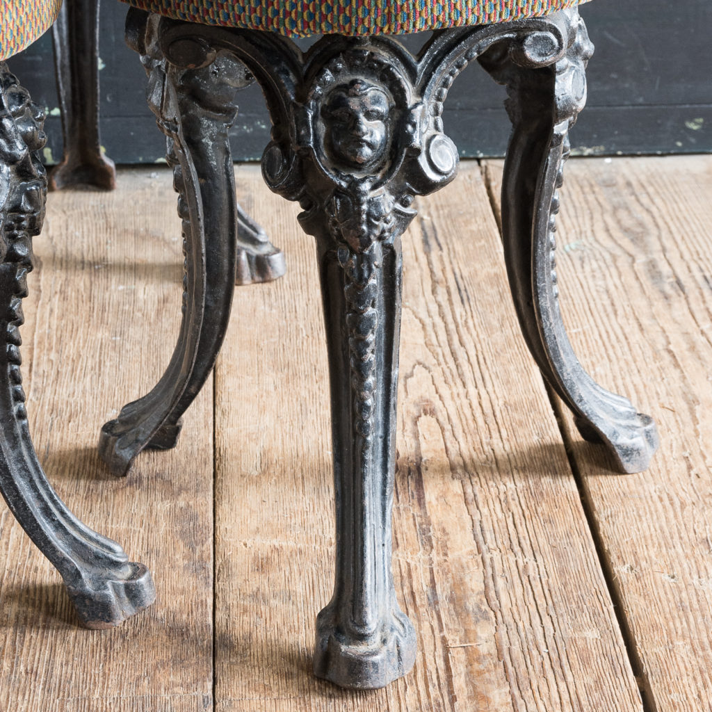 Cast iron pub stools,-128471