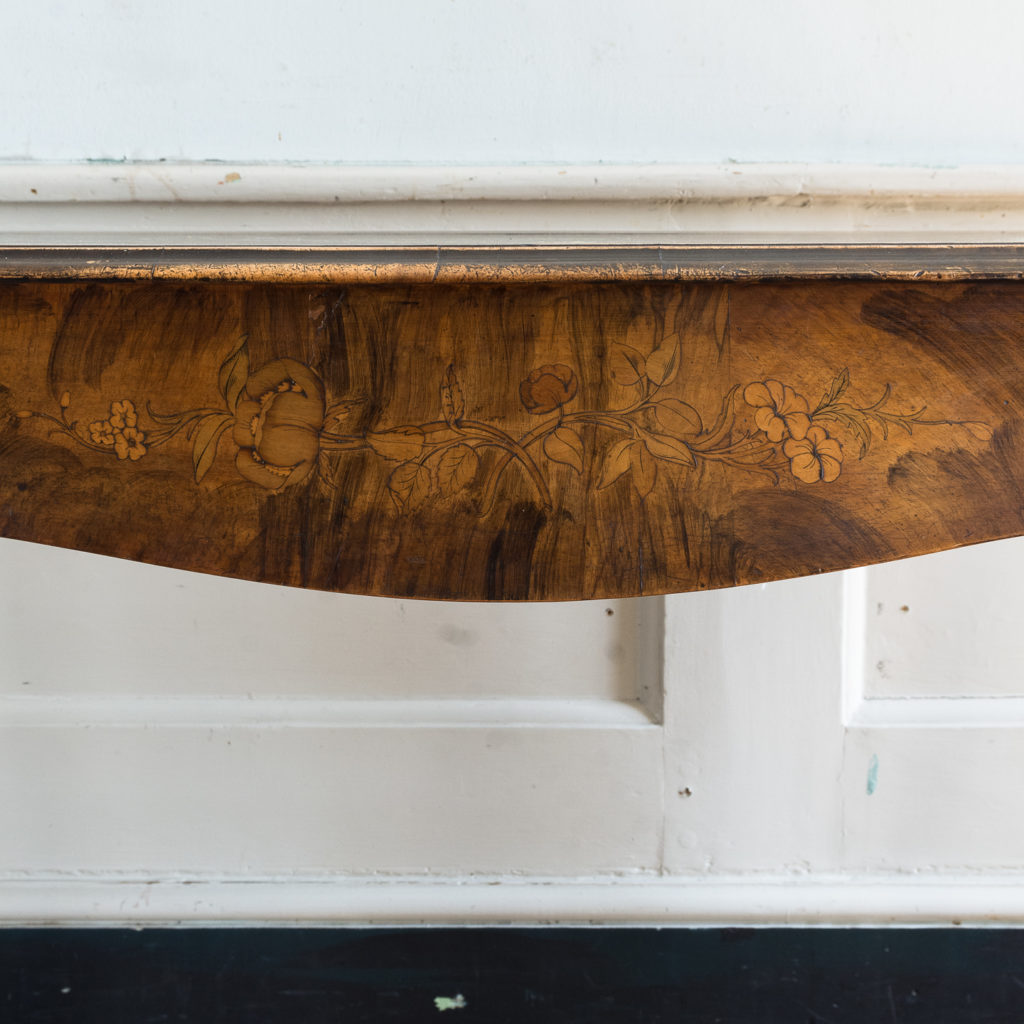 Victorian walnut centre table,-128599