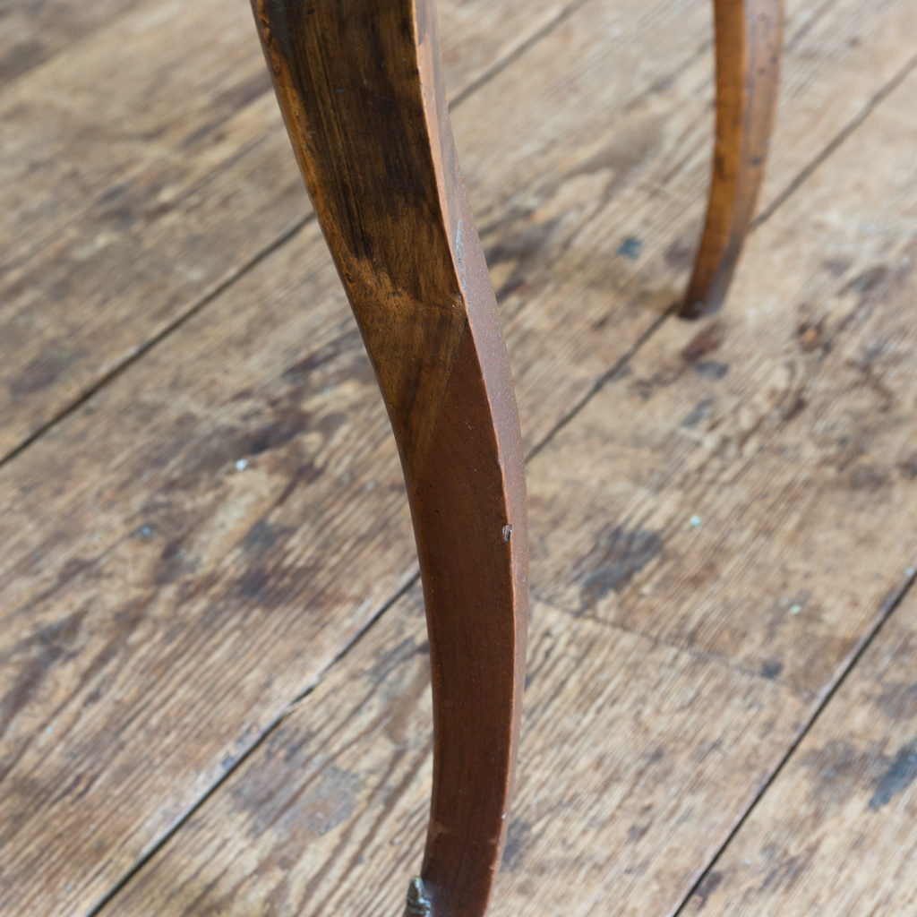 Victorian walnut centre table,-128618