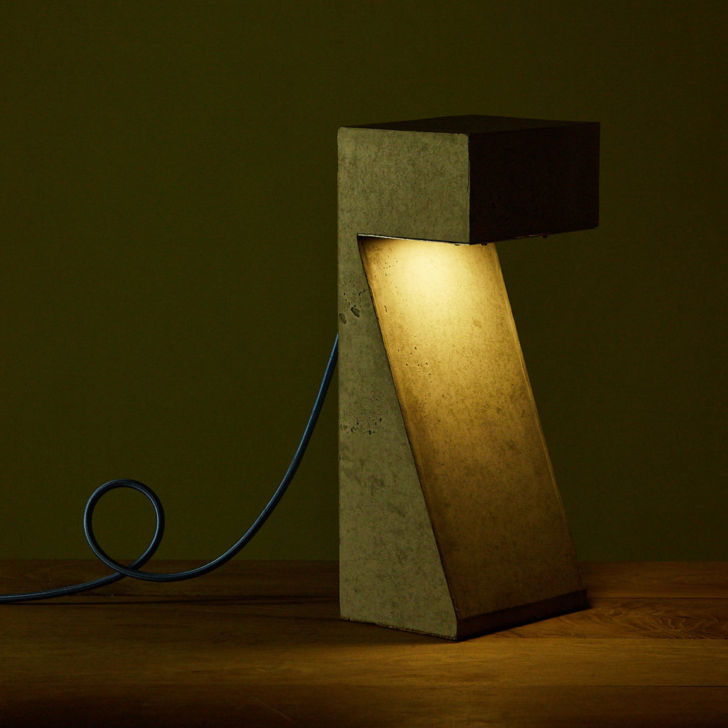 Brutalist style table lamp,-131323