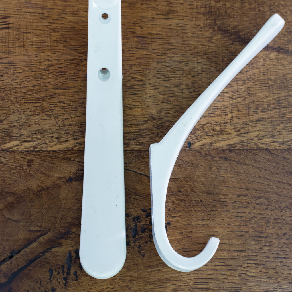 Plastic school coat hooks,-131664