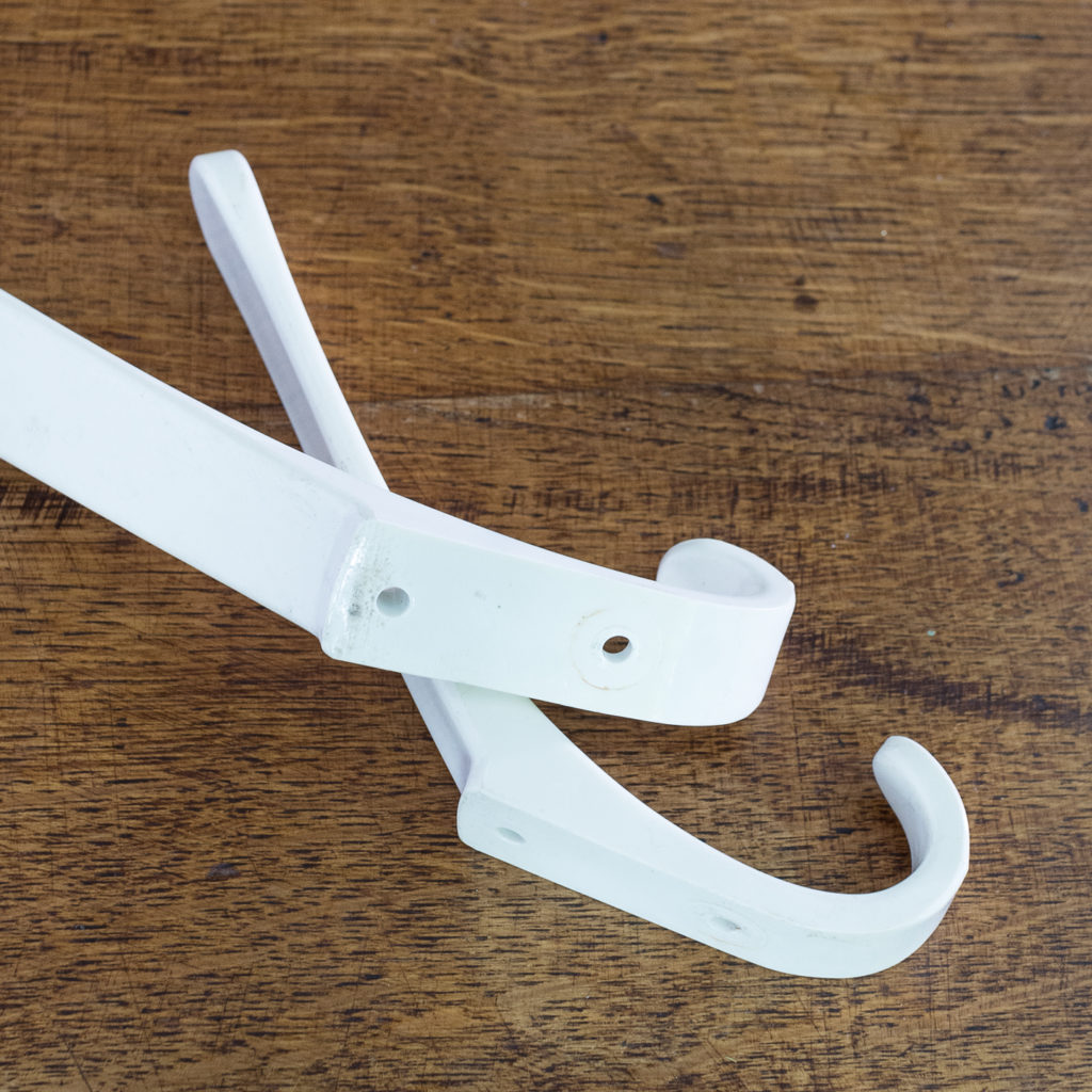 Plastic school coat hooks,-131665