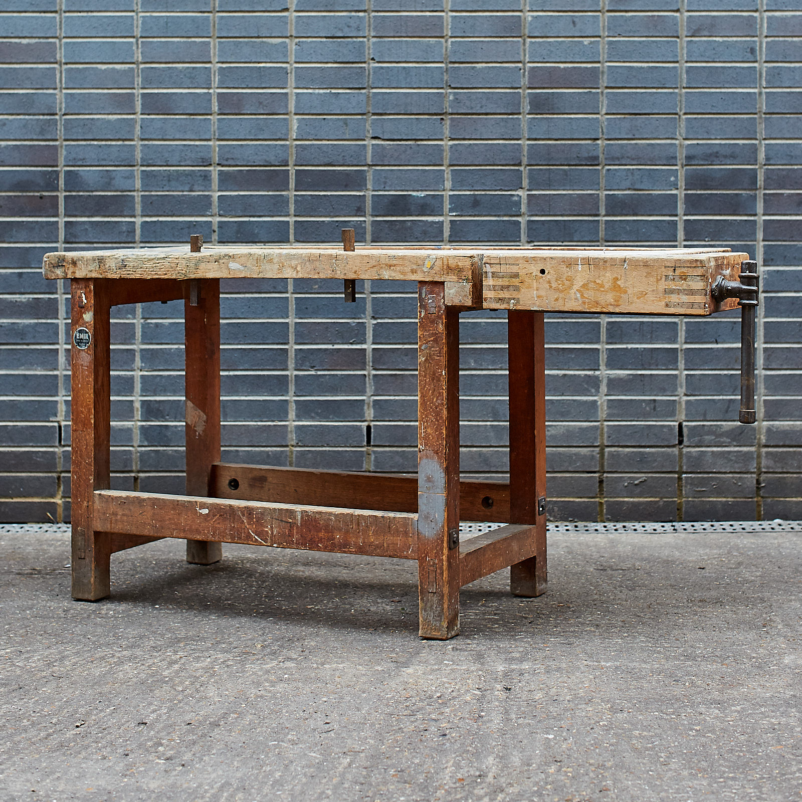 Emir workbench shop