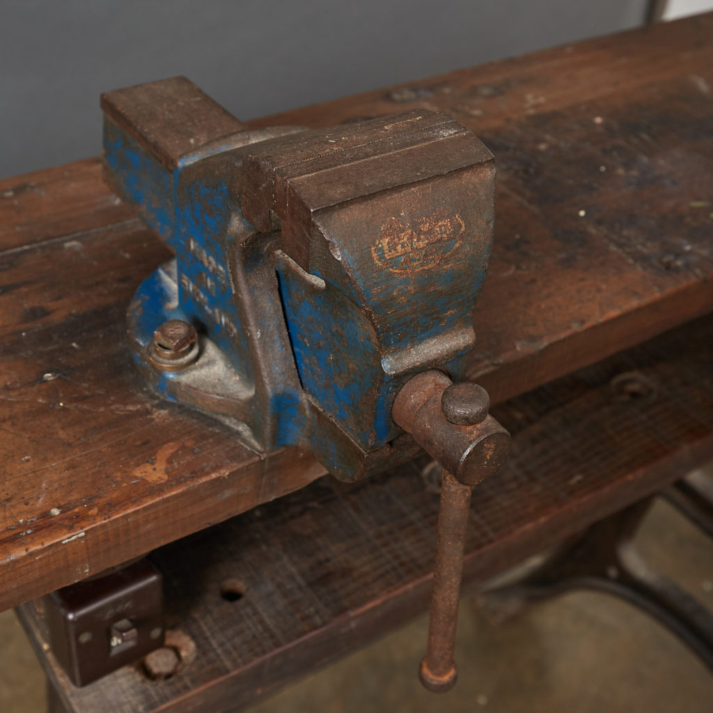 Victorian Blacksmith's workbench,-133125