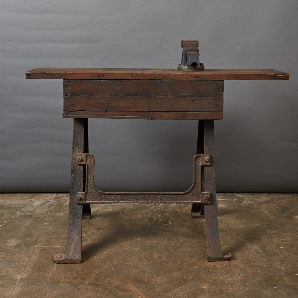 Victorian Blacksmith's workbench,-133131