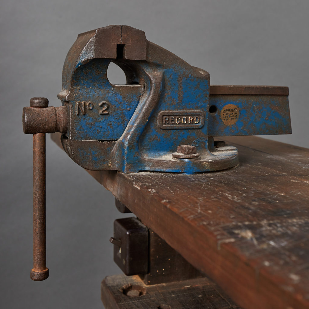 Victorian Blacksmith's workbench,-133134