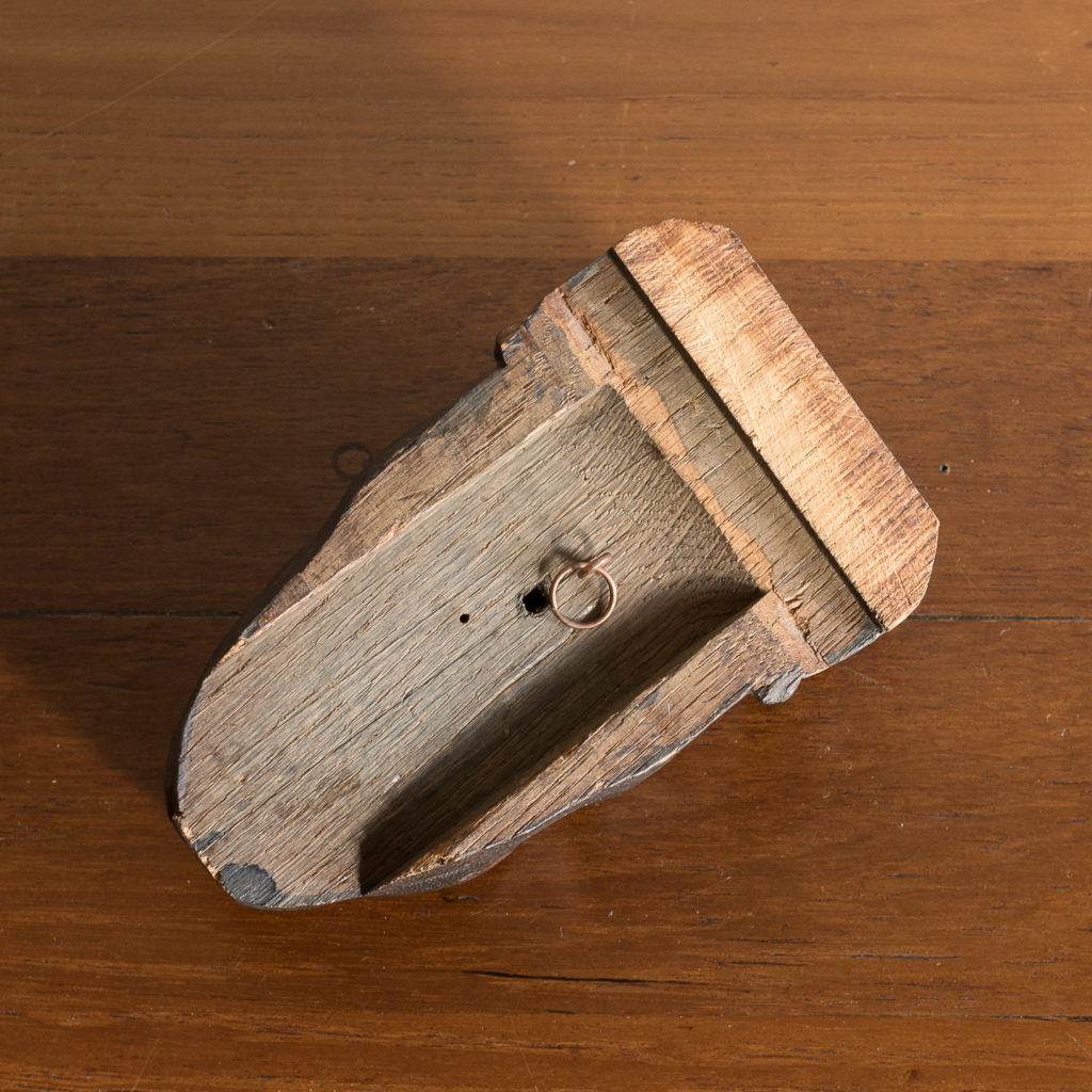 Early twentieth century carved oak grotesque mask,-133576