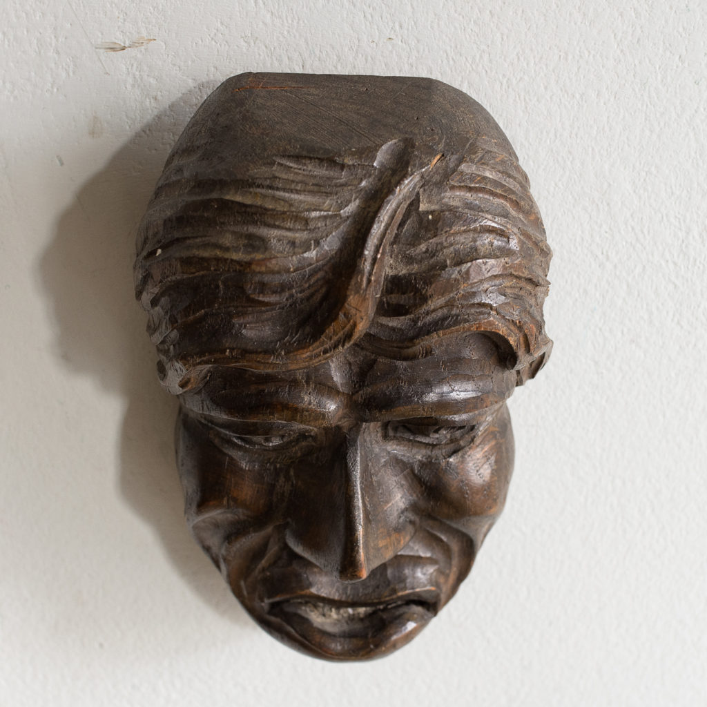 Early twentieth century carved oak grotesque mask,-133591