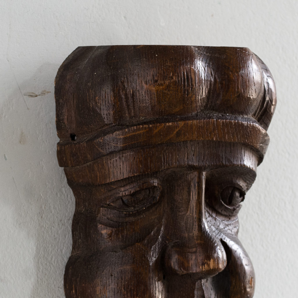 Early twentieth century carved oak grotesque mask,-133631