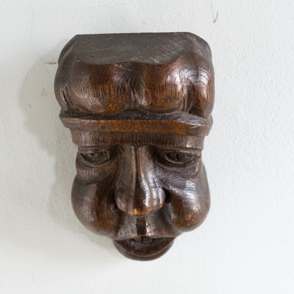 Early twentieth century carved oak grotesque mask,-133632