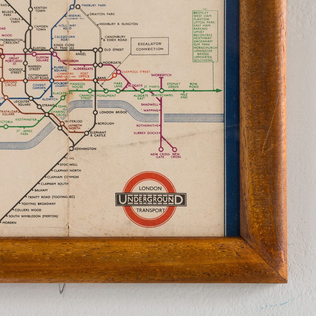 London Underground Transport 1937-134382