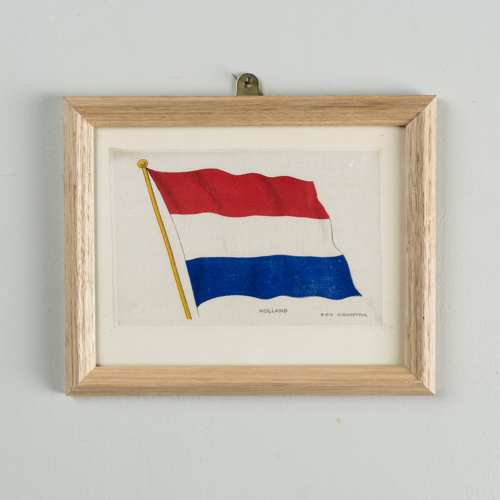 Silk collectors flags, original chromolithographs, Holland