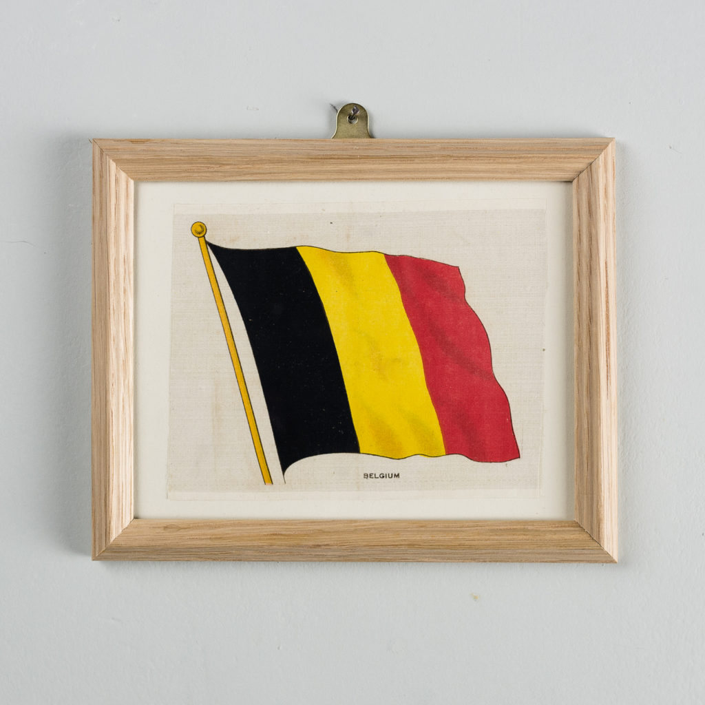 Silk collectors flags, original chromolithographs, Belgium