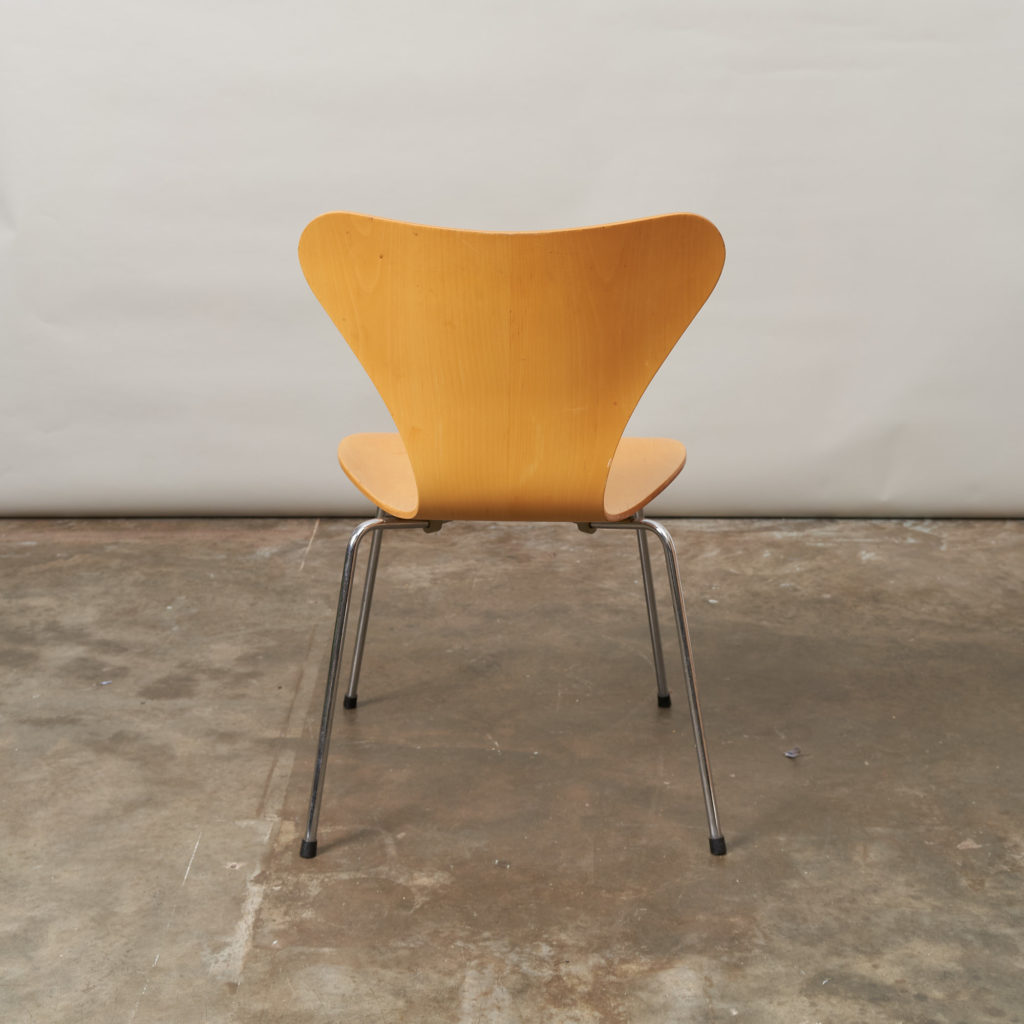 Set of Fritz Hansen series 7 dining chairs,-136773