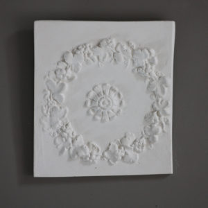 Floral wreath plaque