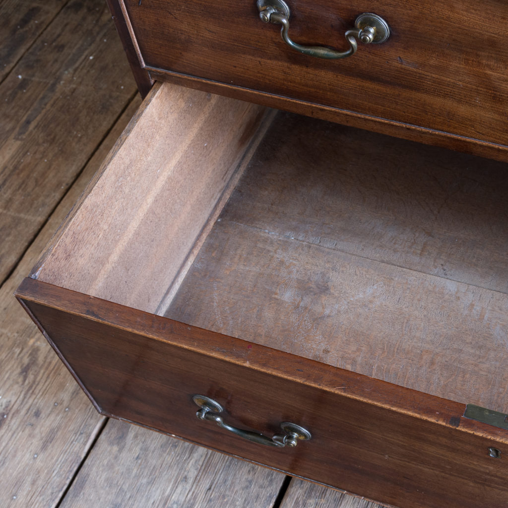 George III mahogany chest of drawers, -138108