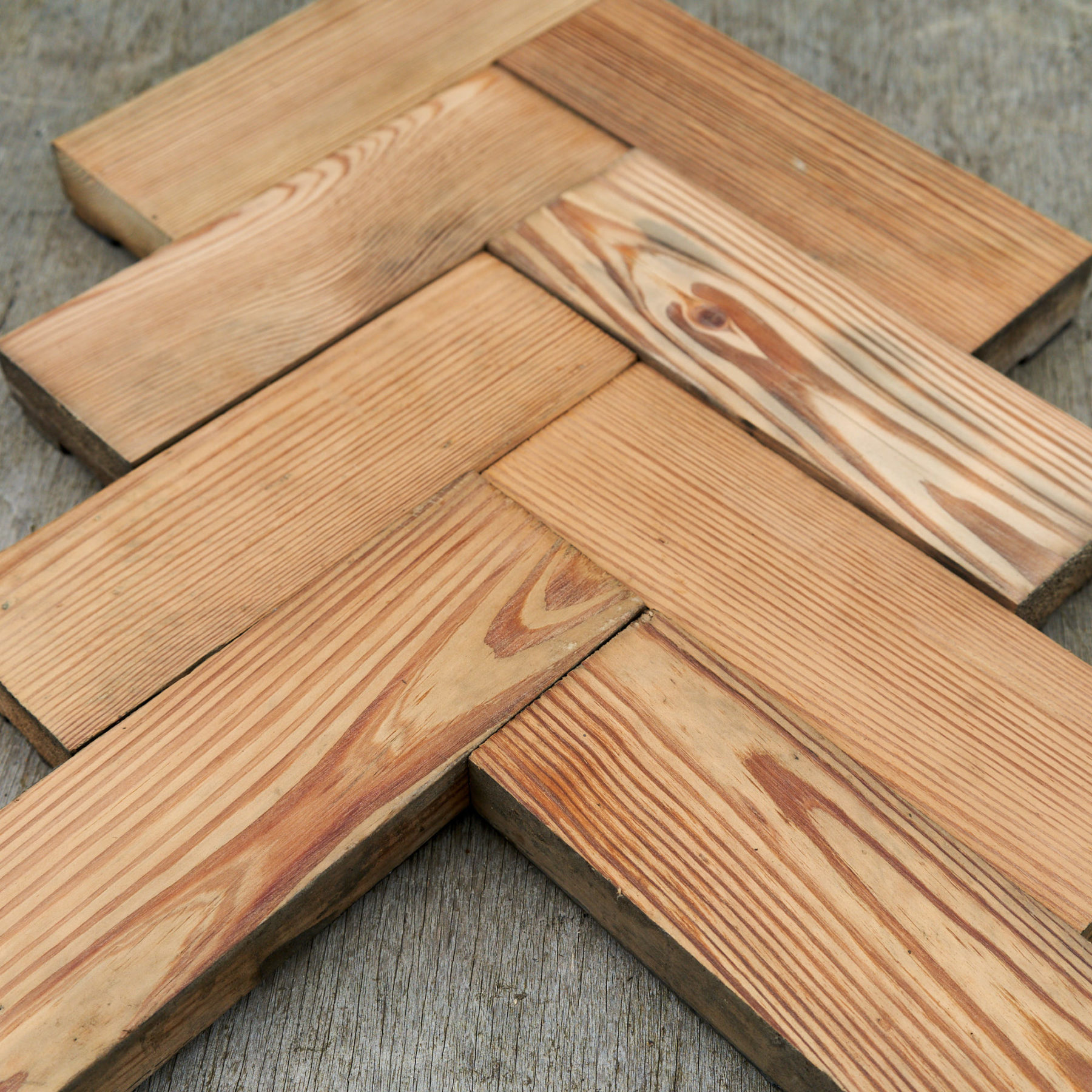 EOR019 Reclaimed Pitch Pine Parquet block flooring ex Chelsea