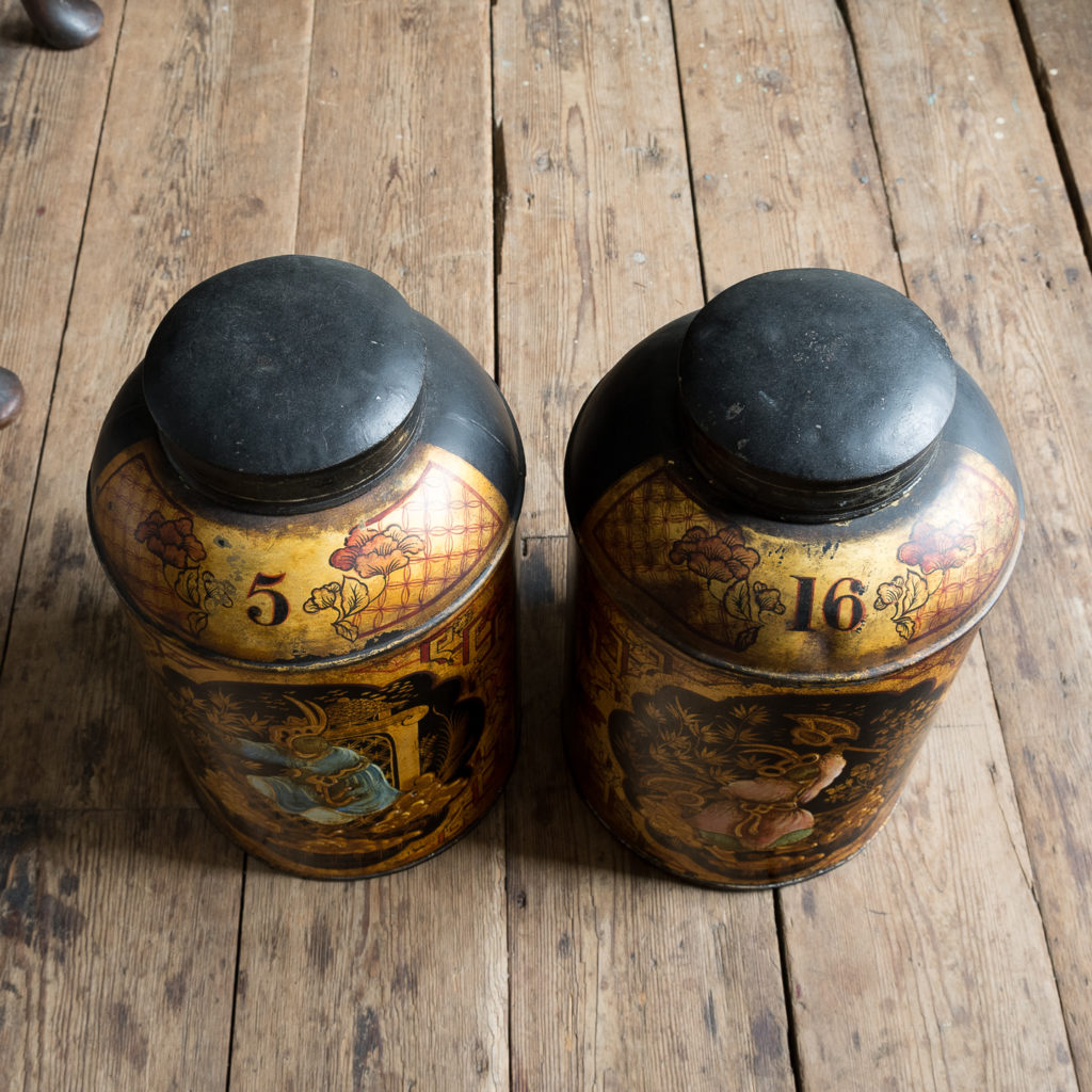 Pair of nineteenth century parcel-gilt tea canisters, -138343