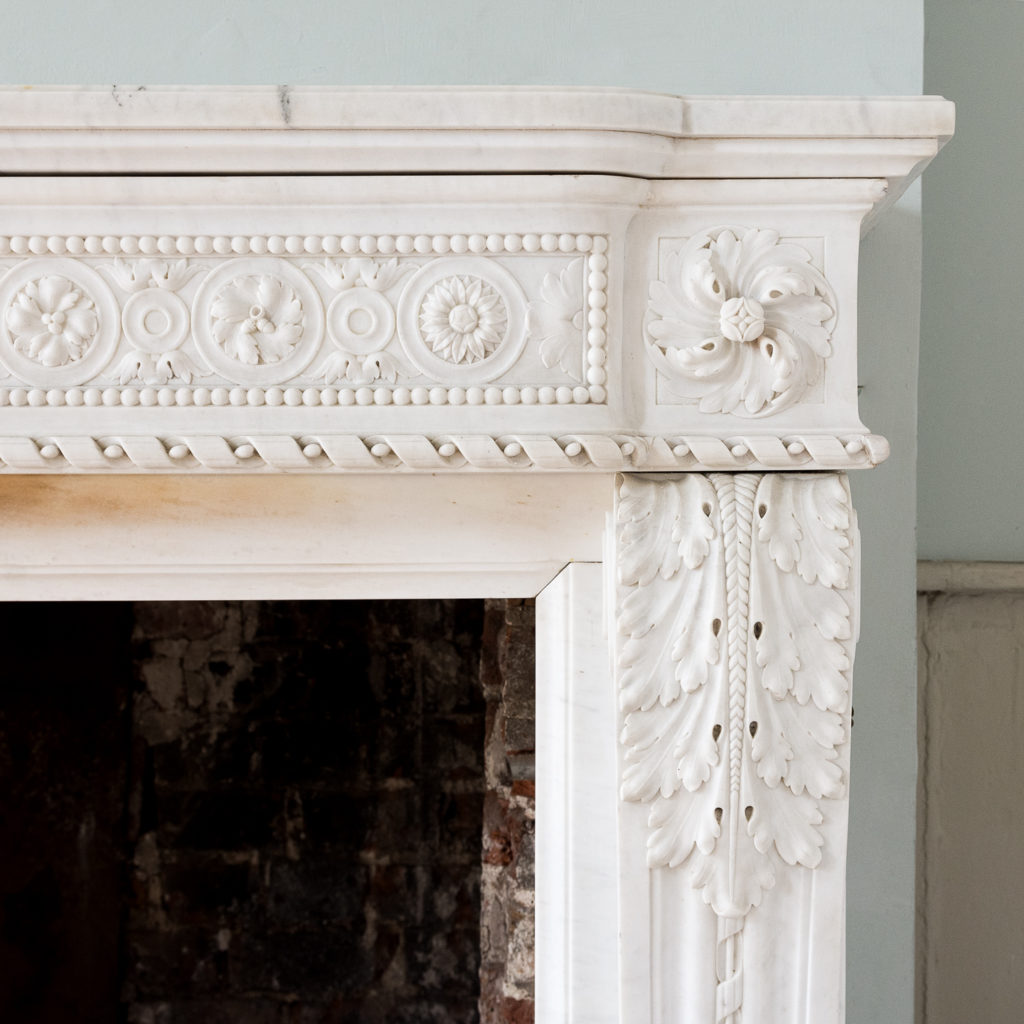 Fine Louis XVI Carrara marble fireplace, -138446