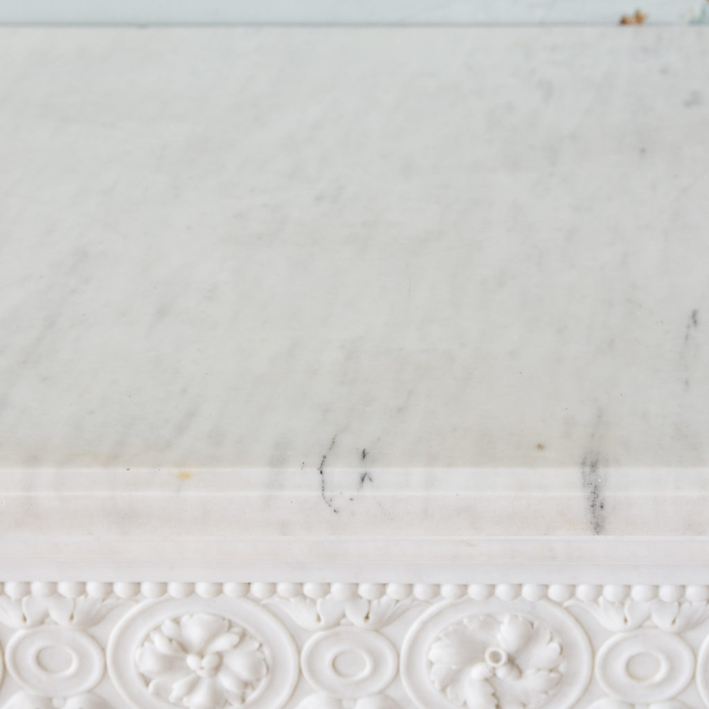 Fine Louis XVI Carrara marble fireplace, -138457