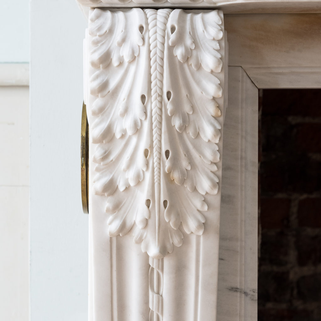 canthus clasped scrolled console jambs with woven detail running down the centre