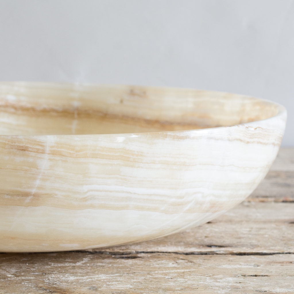 Mid-twentieth century turned onyx bowl,-138629