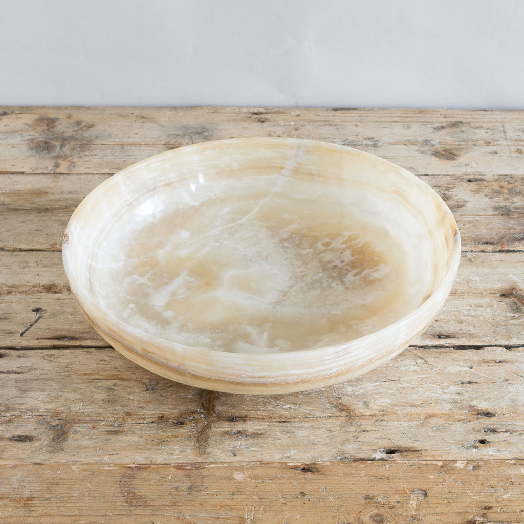 Mid-twentieth century turned onyx bowl,