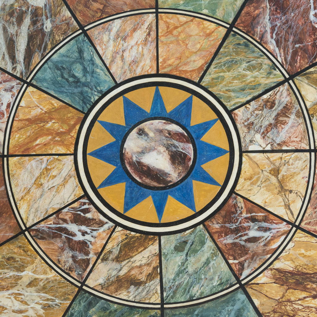 star motif to the centre