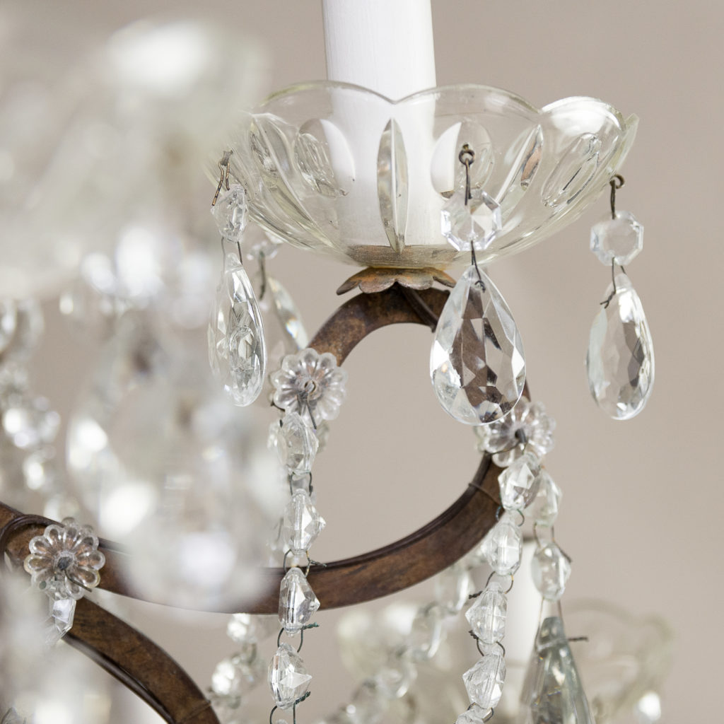 Twentieth century Continental eighteen light moulded glass chandelier, -139171