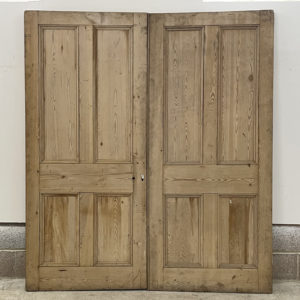 Pair of Victorian room dividing doors