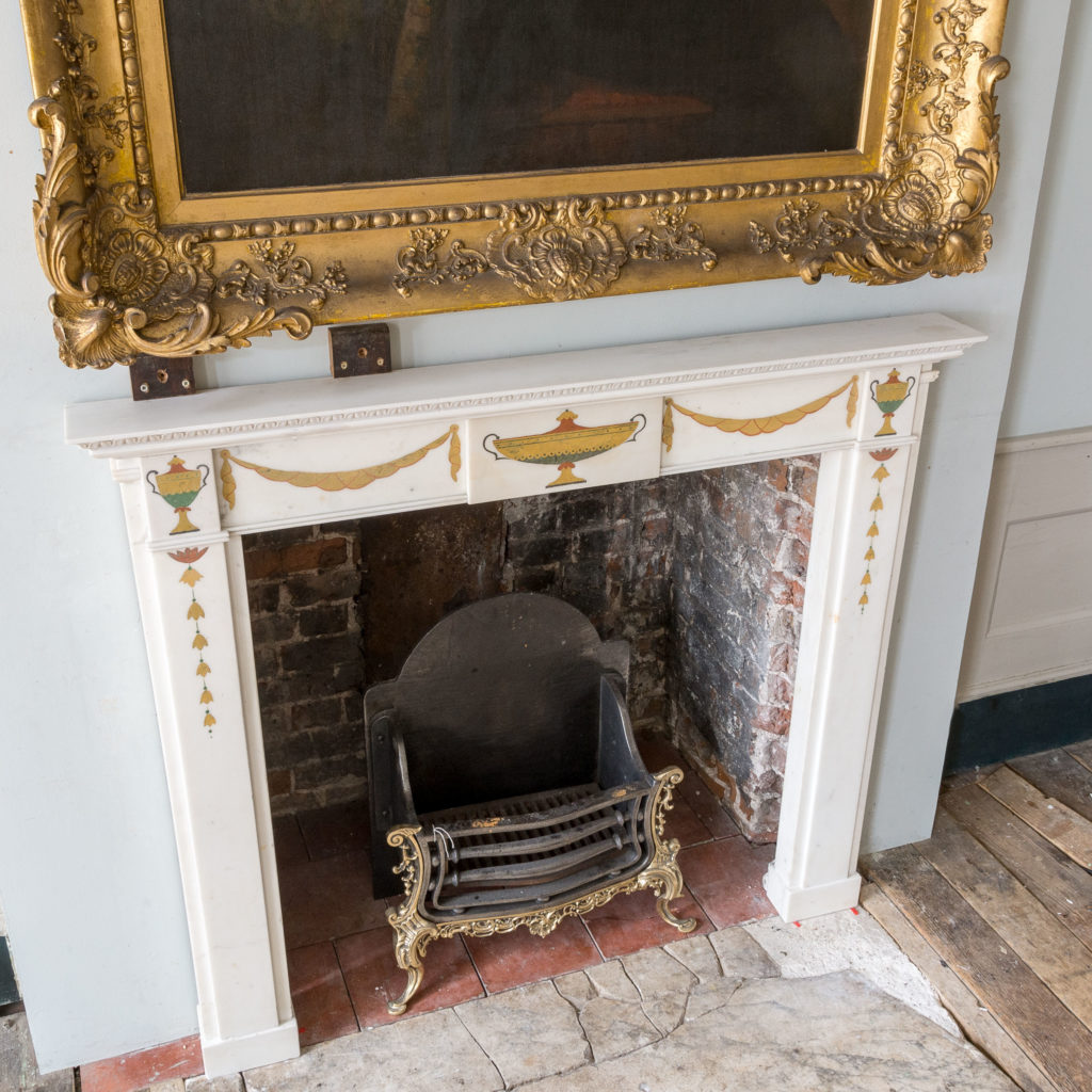 Elegant early twentieth century Statuary marble neo-classical fire surround,