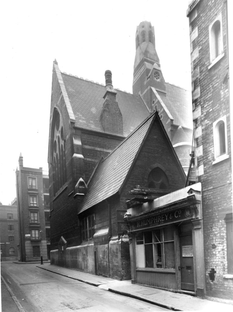 This is an interesting view along Mark Square from Leonard Street of the Eastern elevation of St. Michael’s, showing a shop and a tenement block. The latter used to front onto Leonard Street.