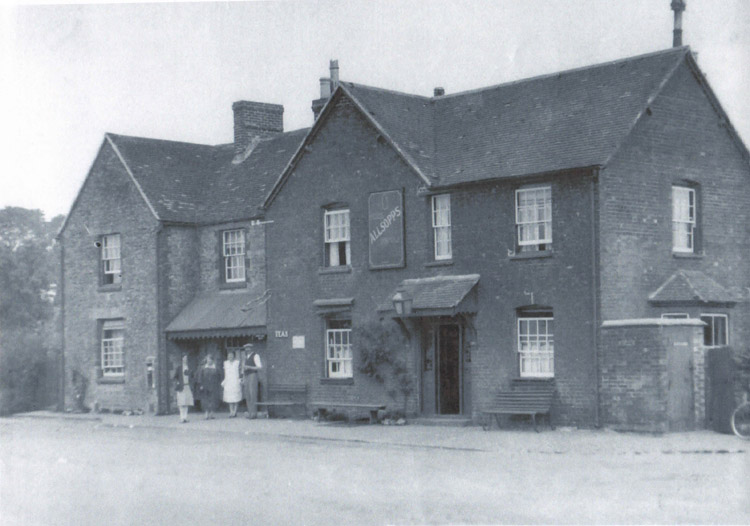The Three Pigeons, Milton Common in the early 20th Century