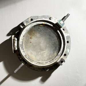 Large porthole