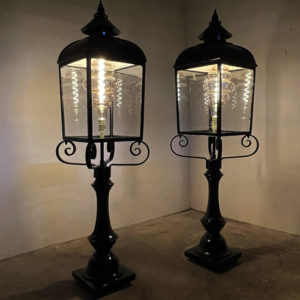 Post-mounted pier lanterns