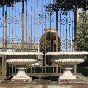 garden urns