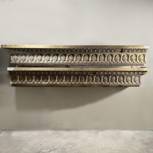 giltwood pelmet